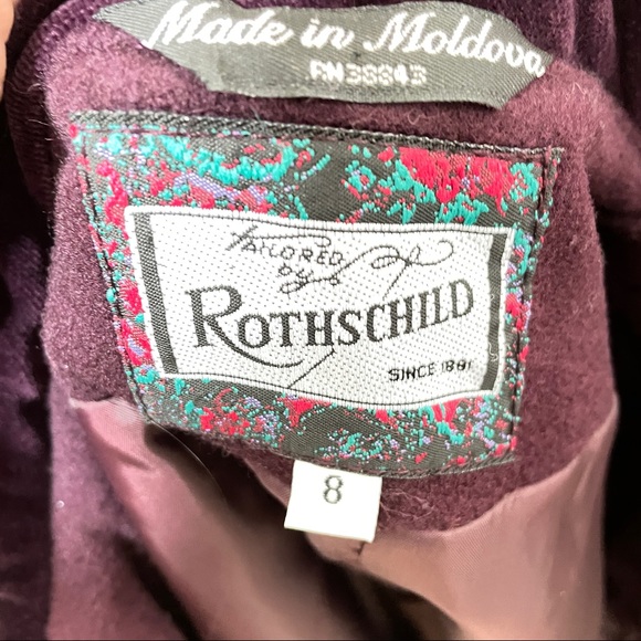 Vintage Rothschild Burgundy Coat with Bows. Dry Cleaned. - Picture 12 of 15